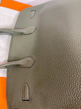 Load image into Gallery viewer, HERMES Birkin 35 Togo Gold Hardware

