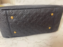 Load image into Gallery viewer, LOUIS VUITTON Empreinte Artsy MM Navy
