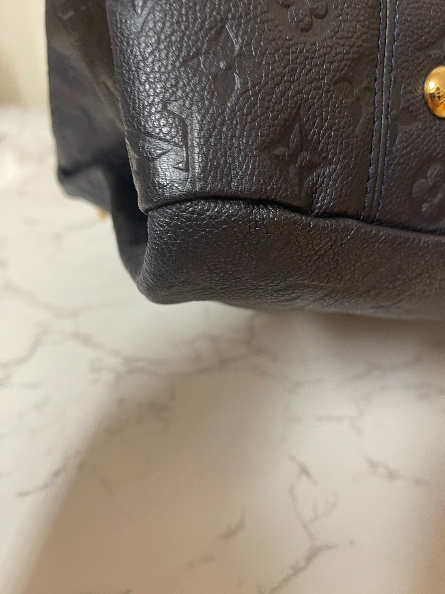 Louis Vuitton Empreinte Leather Wear And Tearing