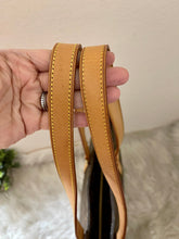 Load image into Gallery viewer, LOUIS VUITTON Monogram Luco Tote Bag
