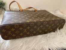 Load image into Gallery viewer, LOUIS VUITTON Monogram Luco Tote Bag
