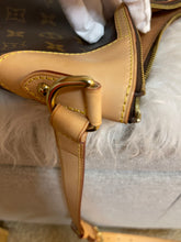 Load image into Gallery viewer, LOUIS VUITTON Monogram Canvas Odéon MM
