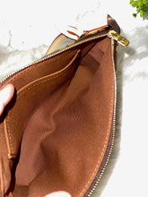Load image into Gallery viewer, LOUIS VUITTON  Pochette Accessoires Monogram (BRAND NEW 2022)
