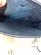 Load image into Gallery viewer, HERMES Taurillon Clemence Evelyne TPM Black (NEW!!)
