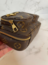 Load image into Gallery viewer, LOUIS VUITTON Monogram Utility Crossbody

