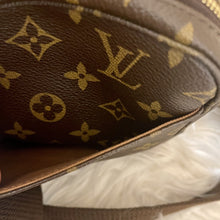 Load image into Gallery viewer, LOUIS VUITTON Monogram Canvas Bosphore Bum Bag
