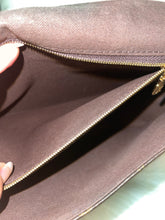 Load image into Gallery viewer, LOUIS VUITTON Monogram Menilmontant PM
