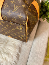 Load image into Gallery viewer, LOUIS VUITTON Monogram Canvas Caryall
