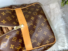 Load image into Gallery viewer, LOUIS VUITTON Monogram Canvas Caryall
