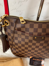 Load image into Gallery viewer, LOUIS VUITTON Damier Ebene South Bank Besace

