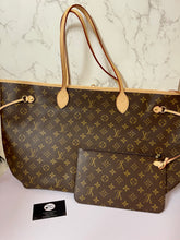 Load image into Gallery viewer, LOUIS VUITTON Neverfull Monogram GM
