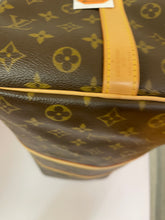 Load image into Gallery viewer, LOUIS VUITTON Keepall 50 Bandoulière Monogram
