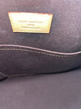 Load image into Gallery viewer, LOUIS VUITTON Alma PM Vernis Amarante
