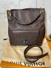 Load image into Gallery viewer, LOUIS VUITTON Metis Hobo Empreinte Leather (New Repair)
