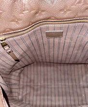 Load image into Gallery viewer, LOUIS VUITTON Metis Hobo Empreinte Leather (New Repair)
