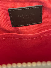 Load image into Gallery viewer, LOUIS VUITTON Siena Damier Ebene PM
