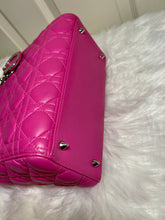 Load image into Gallery viewer, CHRISTIAN DIOR Lambskin Cannage Medium Lady Dior Pink
