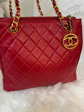 Load image into Gallery viewer, CHANEL Quilted Leather GHW Tote(Vintage)

