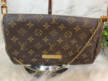 Load image into Gallery viewer, LOUIS VUITTON Monogram Favorite MM
