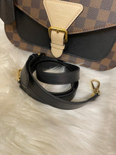 Load image into Gallery viewer, LOUIS VUITTON Damier Ebene Beaumarchais
