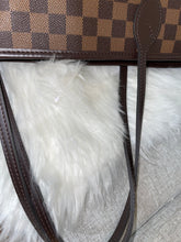 Load image into Gallery viewer, LOUIS VUITTON Damier Ebene Neverfull MM

