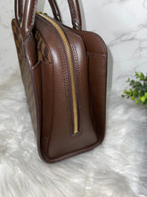Load image into Gallery viewer, LOUIS VUITTON Damier Ebene Triana
