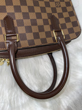 Load image into Gallery viewer, LOUIS VUITTON Damier Ebene Triana
