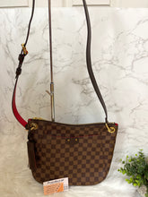 Load image into Gallery viewer, LOUIS VUITTON Damier Ebene South Bank Besace PM
