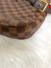 Load image into Gallery viewer, LOUIS VUITTON Damier Ebene South Bank Besace PM
