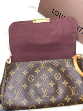 Load image into Gallery viewer, LOUIS VUITTON Monogram Favorite MM
