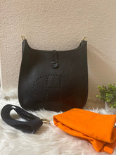 Load image into Gallery viewer, HERMES Clemence Leather Evelyne GM - Black
