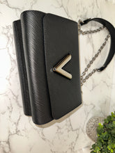 Load image into Gallery viewer, LOUIS VUITTON Epi Leather Twist MM
