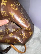 Load image into Gallery viewer, LOUIS VUITTON Pallas Monogram MM
