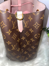 Load image into Gallery viewer, LOUIS VUITTON  NeoNoe MM Monogram Canvas Rose Poudre
