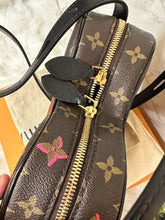 Load image into Gallery viewer, LOUIS VUITTON Monogram Fall In Love Sac Coeur
