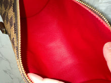 Load image into Gallery viewer, LOUIS VUITTON Damier Ebene Papillon with Baby
