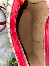 Load image into Gallery viewer, GUCCI GG Supreme Hobo Two-Way Bag
