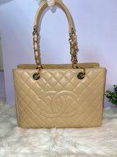 Load image into Gallery viewer, CHANEL Quilted Caviar Grand Shopping Tote GHW Beige
