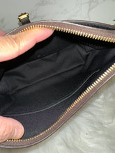 Load image into Gallery viewer, LOUIS VUITTON Damier Ebene Odéon PM
