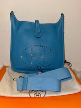 Load image into Gallery viewer, HERMES Evelyne lll PM - Blue
