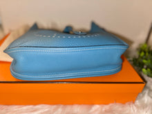 Load image into Gallery viewer, HERMES Evelyne lll PM - Blue
