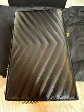 Load image into Gallery viewer, YSL Envelope Wallet on Chain - Black
