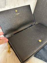 Load image into Gallery viewer, YSL Caviar Wallet On Chain
