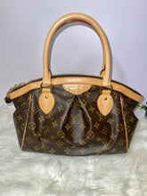 Load image into Gallery viewer, LOUIS VUITTON Monogram Canvas Tivoli PM
