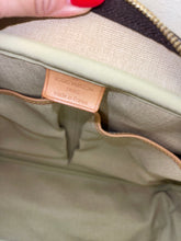 Load image into Gallery viewer, LOUIS VUITTON Deauville Monogram Canvas
