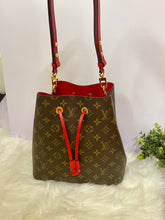 Load image into Gallery viewer, LOUIS VUITTON Coquelicot Monogram Canvas Neonoe
