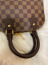 Load image into Gallery viewer, Louis Vuitton Alma BB Damier ebene
