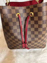 Load image into Gallery viewer, LOUIS VUITTON Neonoe Damier Ebene Bucket Bag
