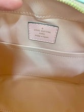 Load image into Gallery viewer, LOUIS VUITTON Damier Azur Saingtogne Eau de Rose
