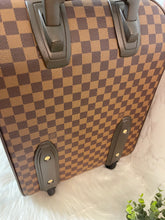 Load image into Gallery viewer, LOUIS VUITTON Pegase 45 Damier Ebene (LIKE NEW)
